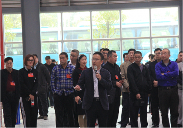 肇庆市十一届政协委员及肇庆市十三届人大代表一行莅临肇庆宏旺调研